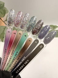 KLIO Гель-лак с шестигранниками STARRY SKY 5г (банка) №04